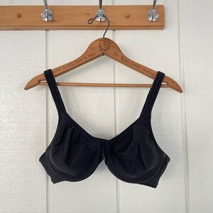 Bali lined underwire bra in black